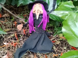 Bruja Violeta