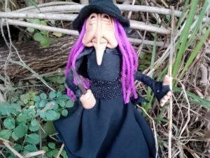 Bruja Purpura