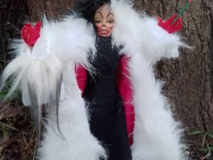 Legends Cruella De Vil